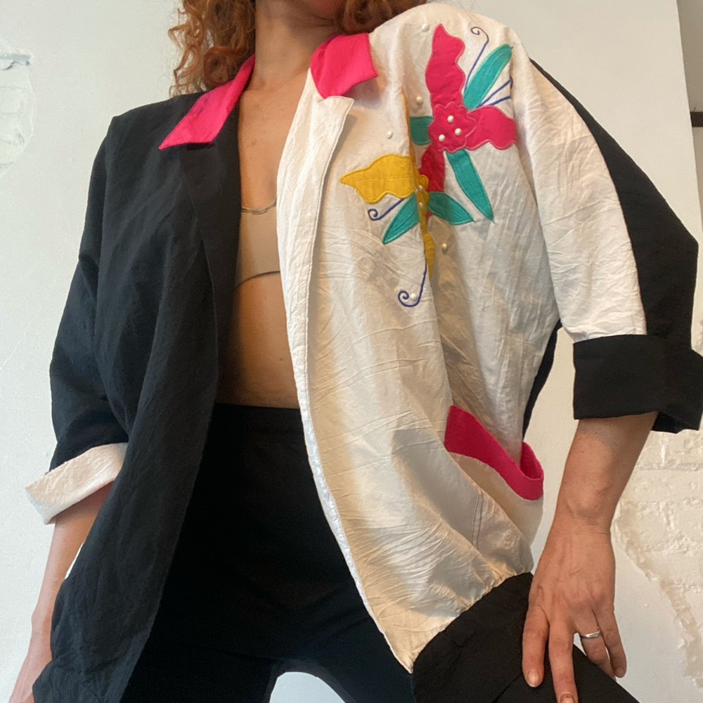 Vintage 70s-80s “SB Collections” Black-White Embroidered Edge Geometric ‘Blazer’